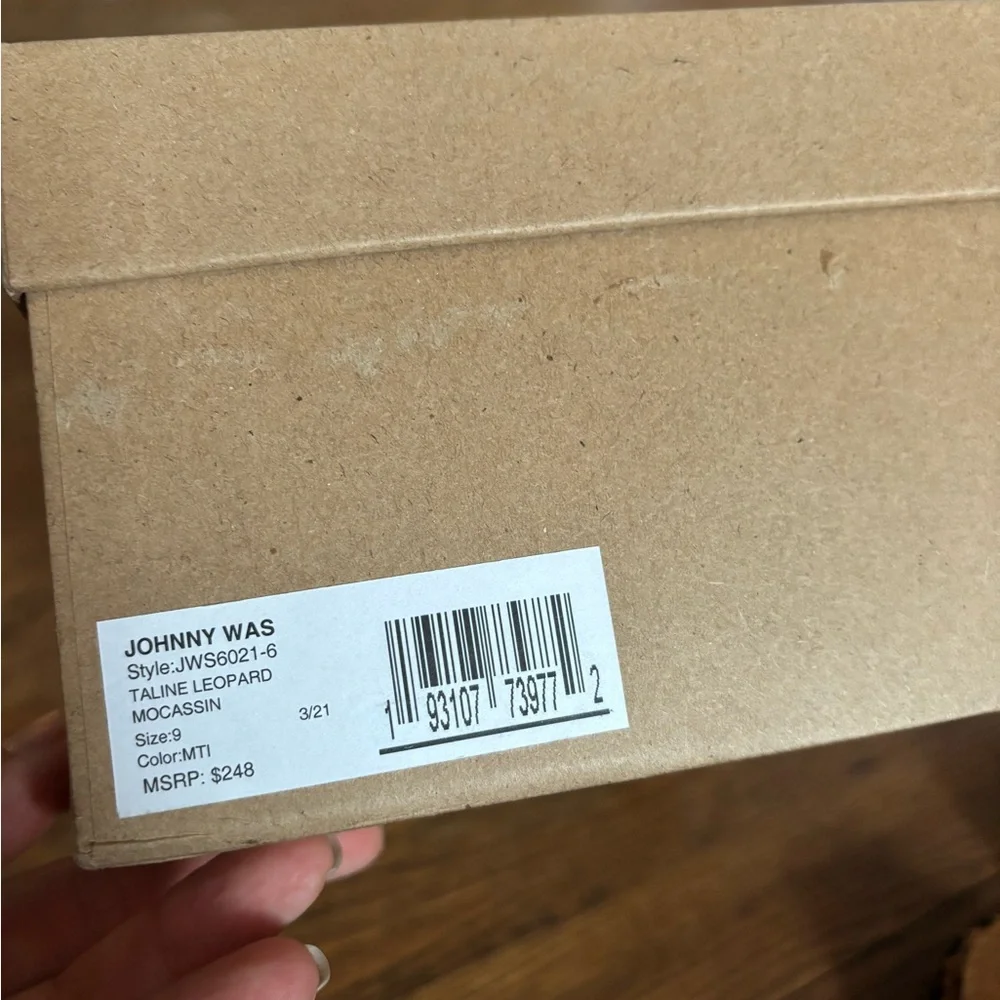 JOHHNY WAS Taline Leopard Embroidered Calf Hair Slip on Moccasins Loafers - Picture 5 of 6